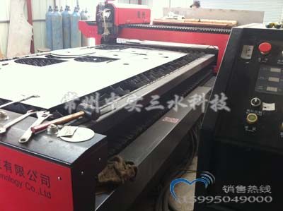 激光切割機(jī)1